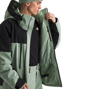 The North Face Chakal Jacket – Men’s